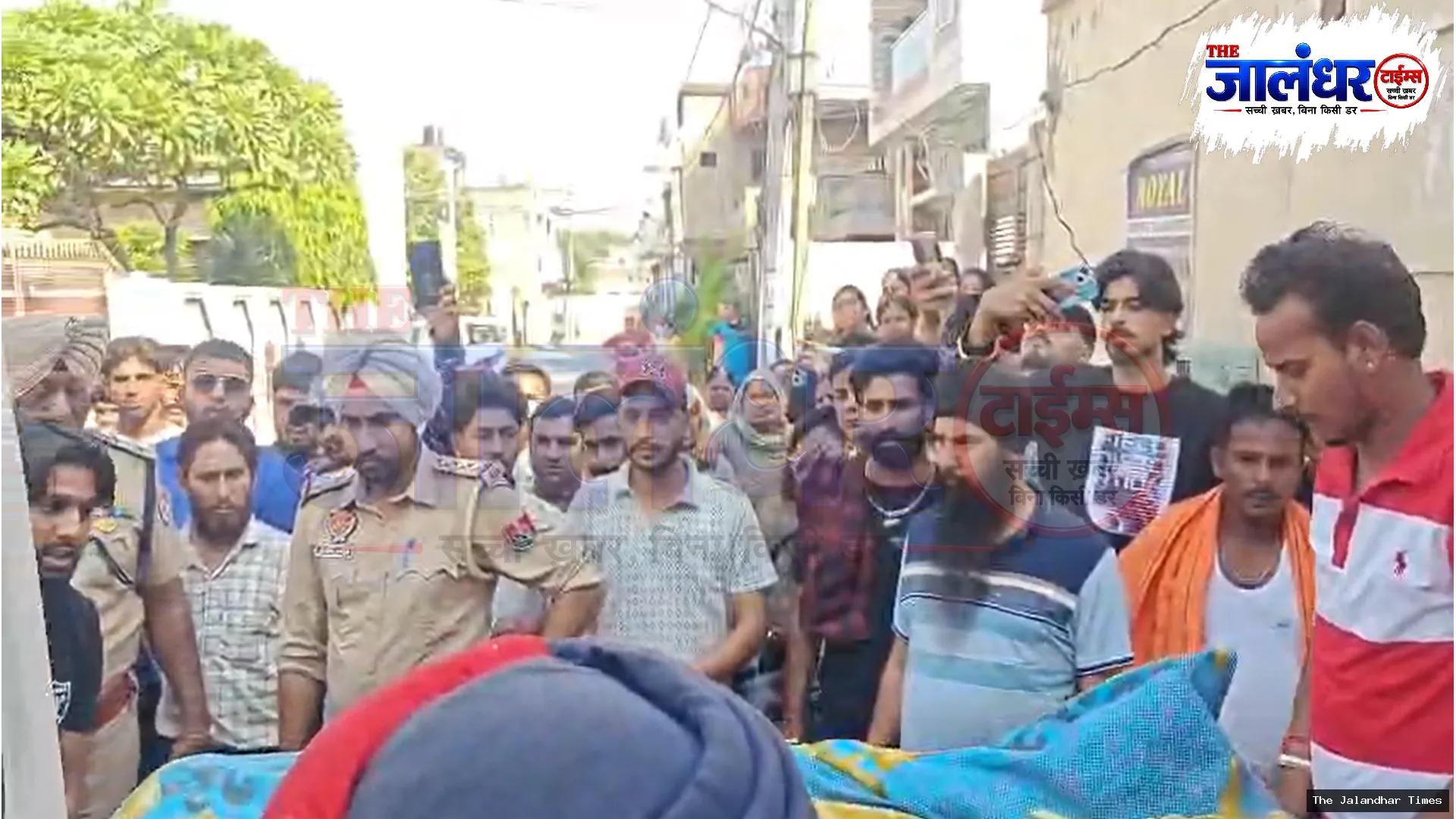 Jalandhar: Mother, Daughter Injured in Anand Nagar Attack; Young Man Dies as Police Probe Relationship Dispute Angle