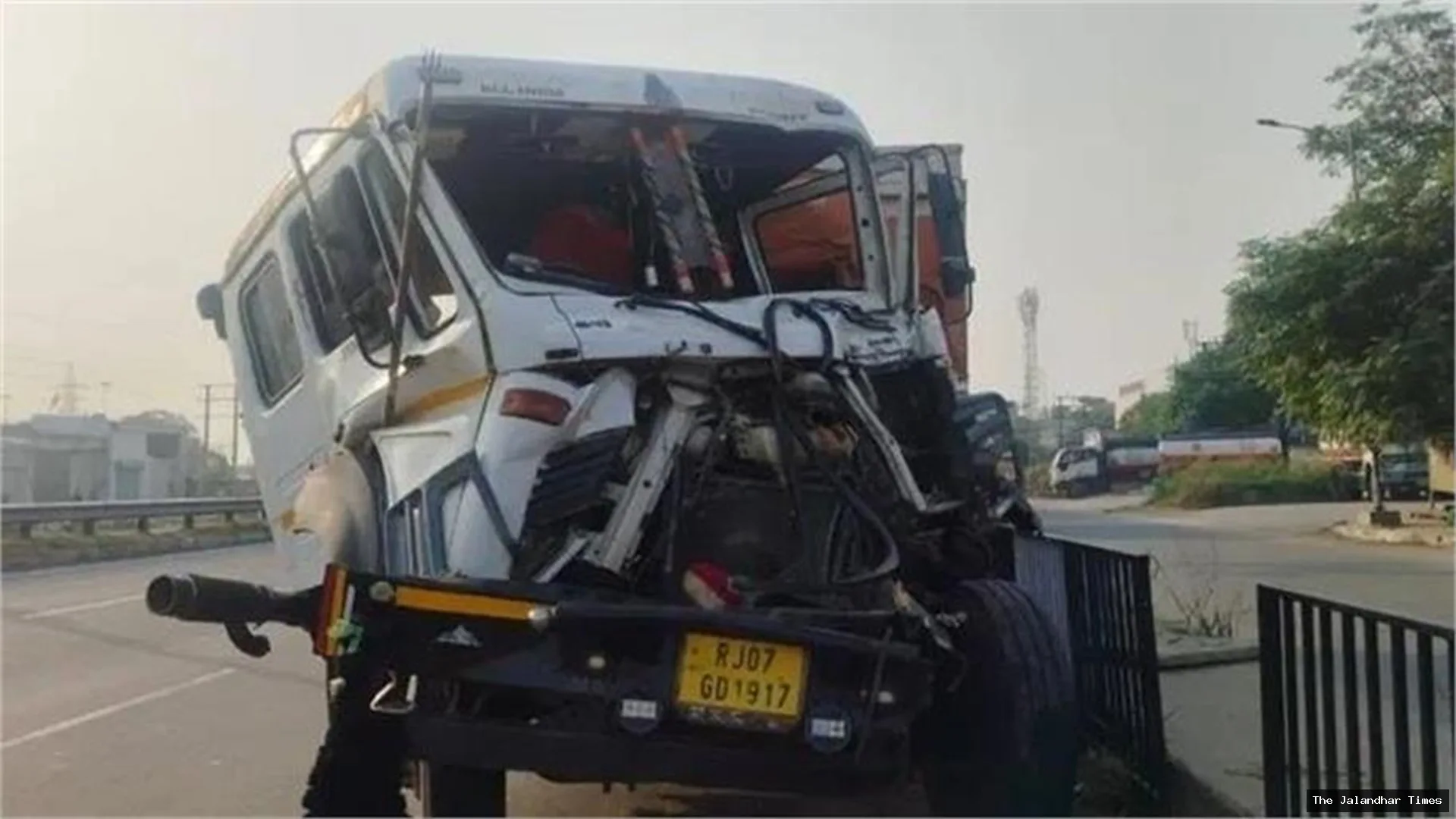 Punjabi singer Buta Mohammad’s damaged vehicle after an accident on the Jalandhar-Amritsar highway near Suchi Pind
