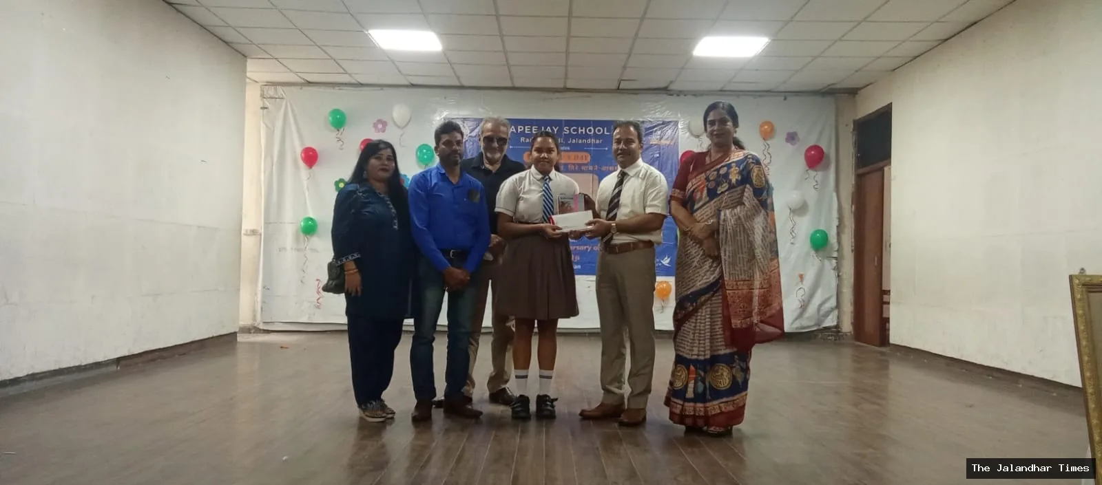 Students and staff of Apeejay School Rama Mandi Jalandhar celebrate Dr. Stya Paul’s 107th birth anniversary