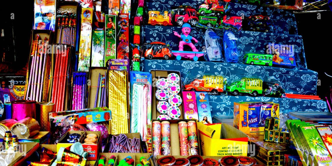 पटाखा व्यापारियों के लिए खुशखबरी, इस तारीख तक बड़ा दी गई लाइसेंस लेने अवधि।