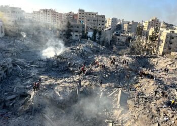 गाजा पट्टी पर इजरायली हवाई हमला, 16 फिलिस्तीनियों की मौत